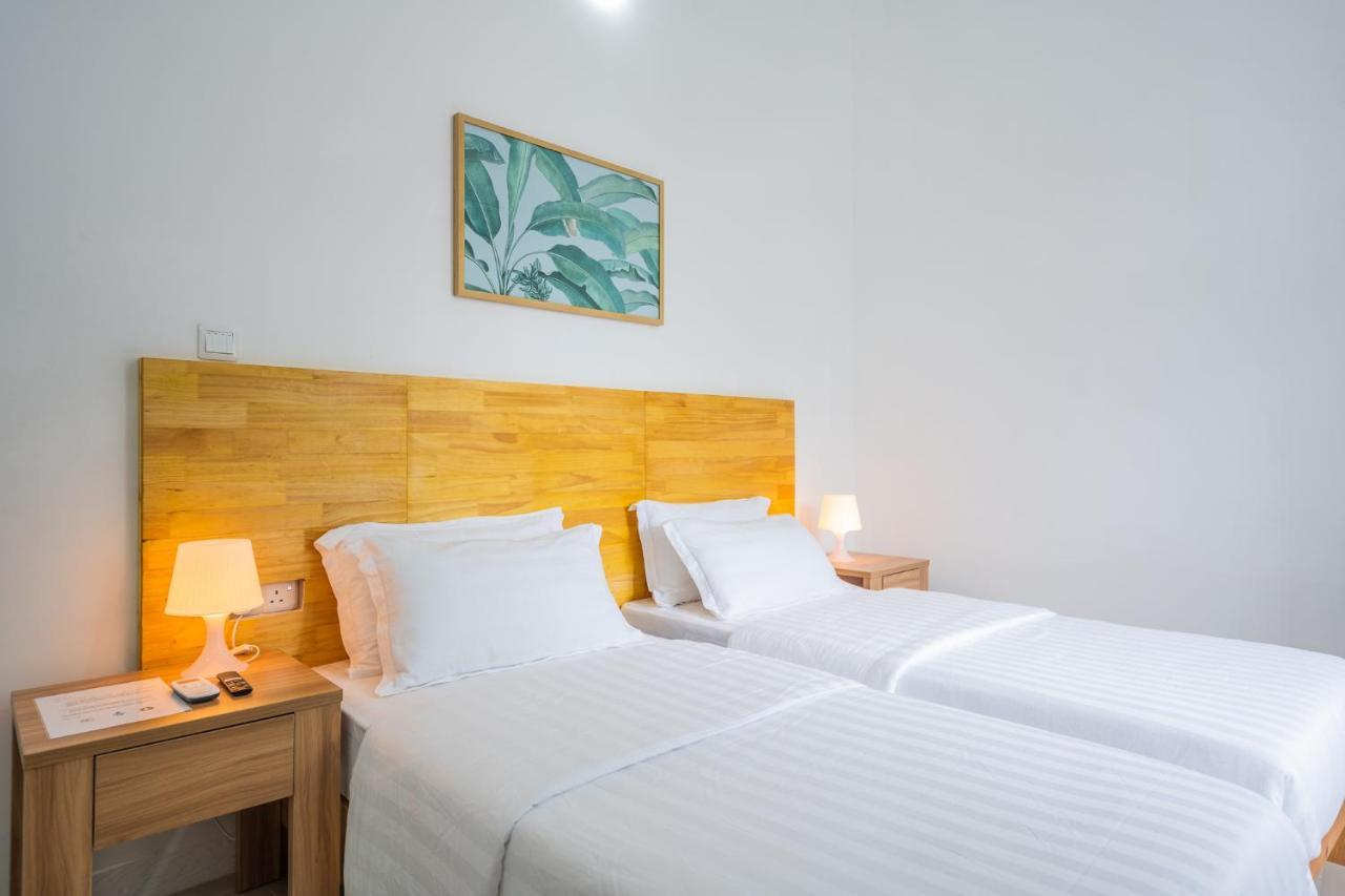 Hotel True South Addu City Exterior foto